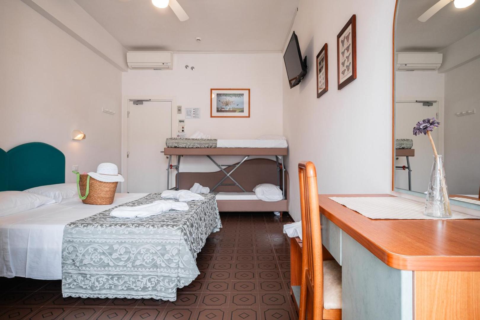 Blu Star Hotel Gabicce Mare Ngoại thất bức ảnh